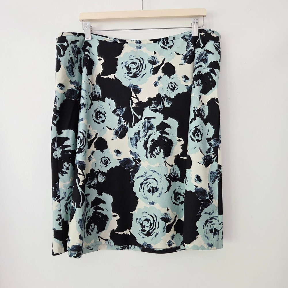 Talbots Skirt Black Light Blue Floral Rose Print A-Line Women 16WP